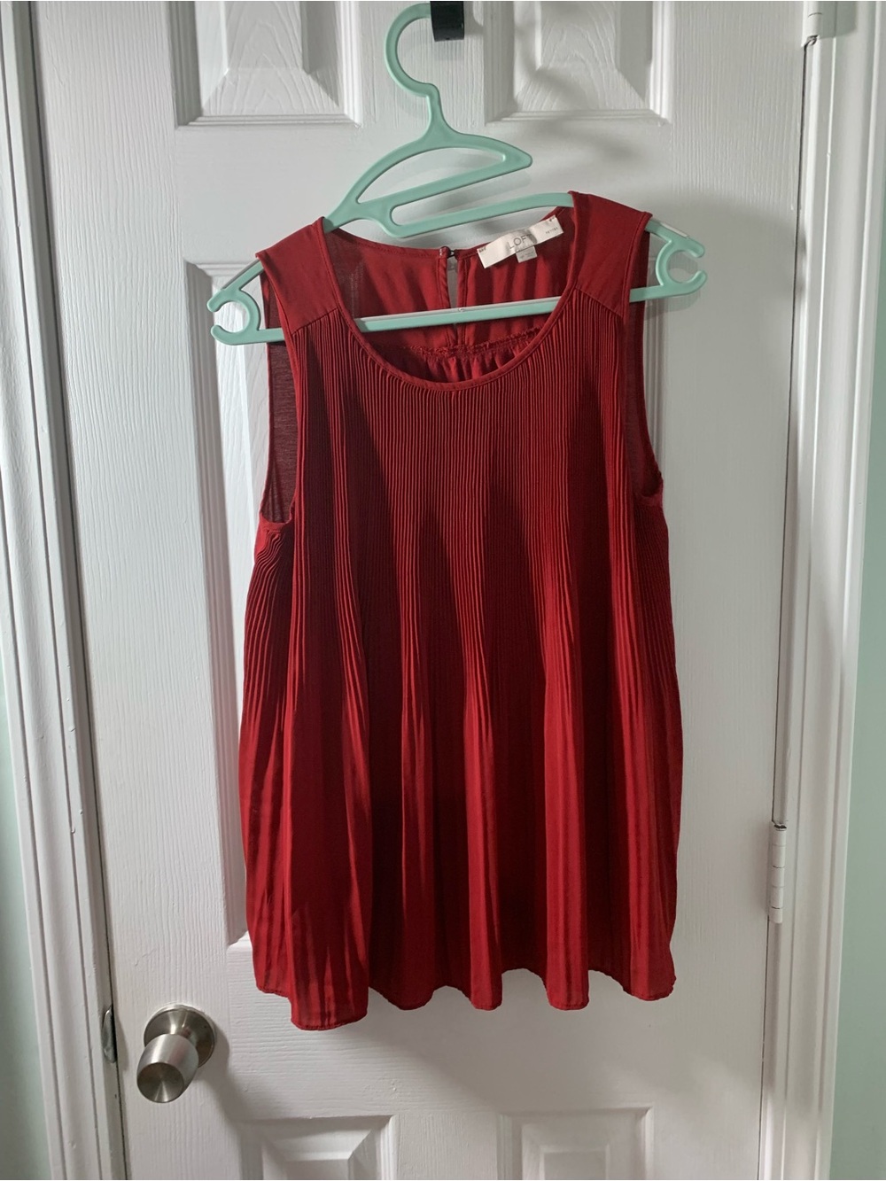 LOFT Pleated Wine Red Sleeveless Tank